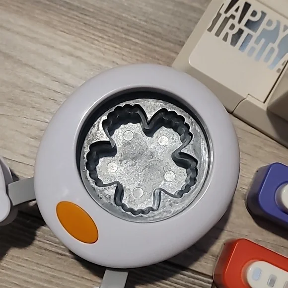 Paper Punch Set - Picture 3 of 6